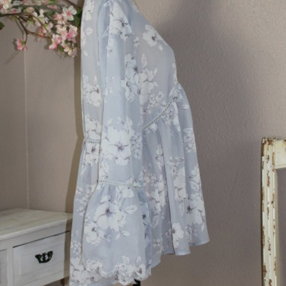 Bohemian Ruffle Tunic NWT - Picture 4 of 4